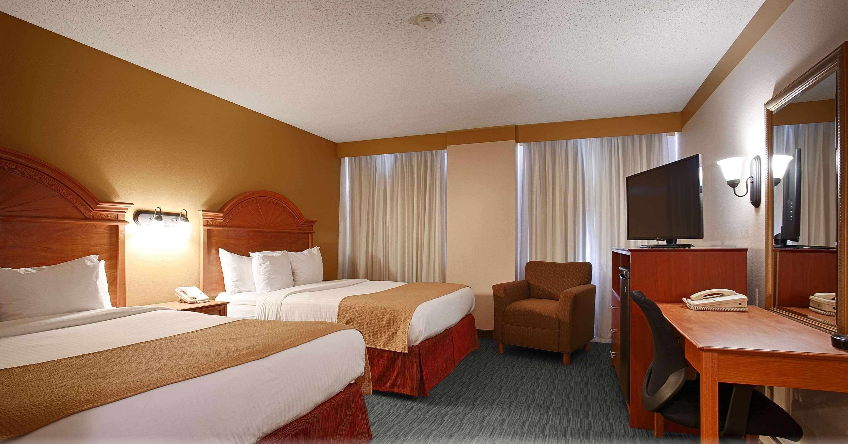 Best Western Plus Como Park Hotel Сент-Пол Экстерьер фото