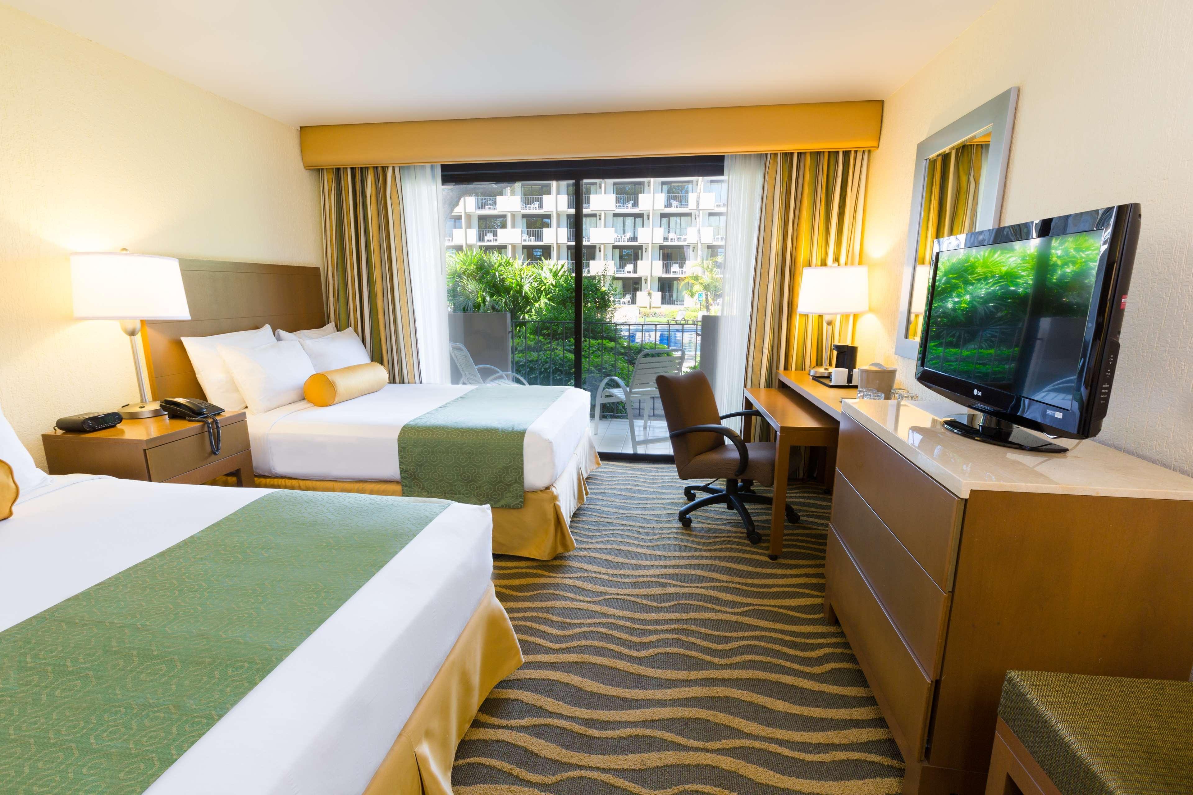 Best Western Plus Como Park Hotel Сент-Пол Экстерьер фото
