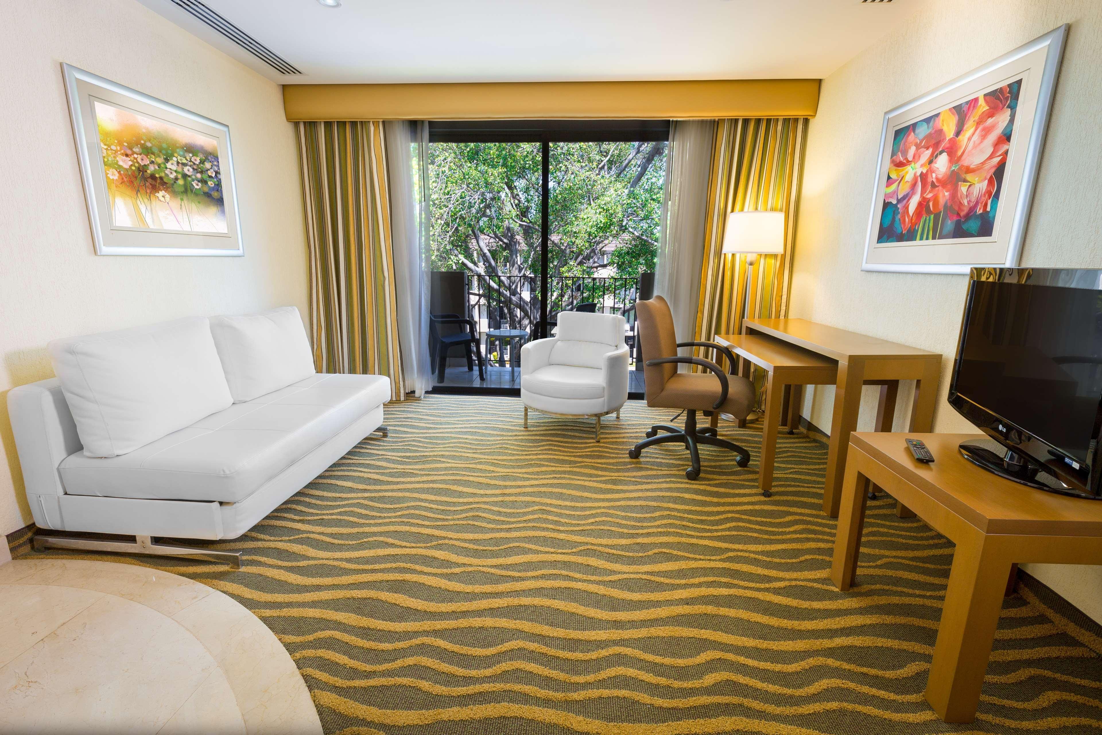 Best Western Plus Como Park Hotel Сент-Пол Экстерьер фото