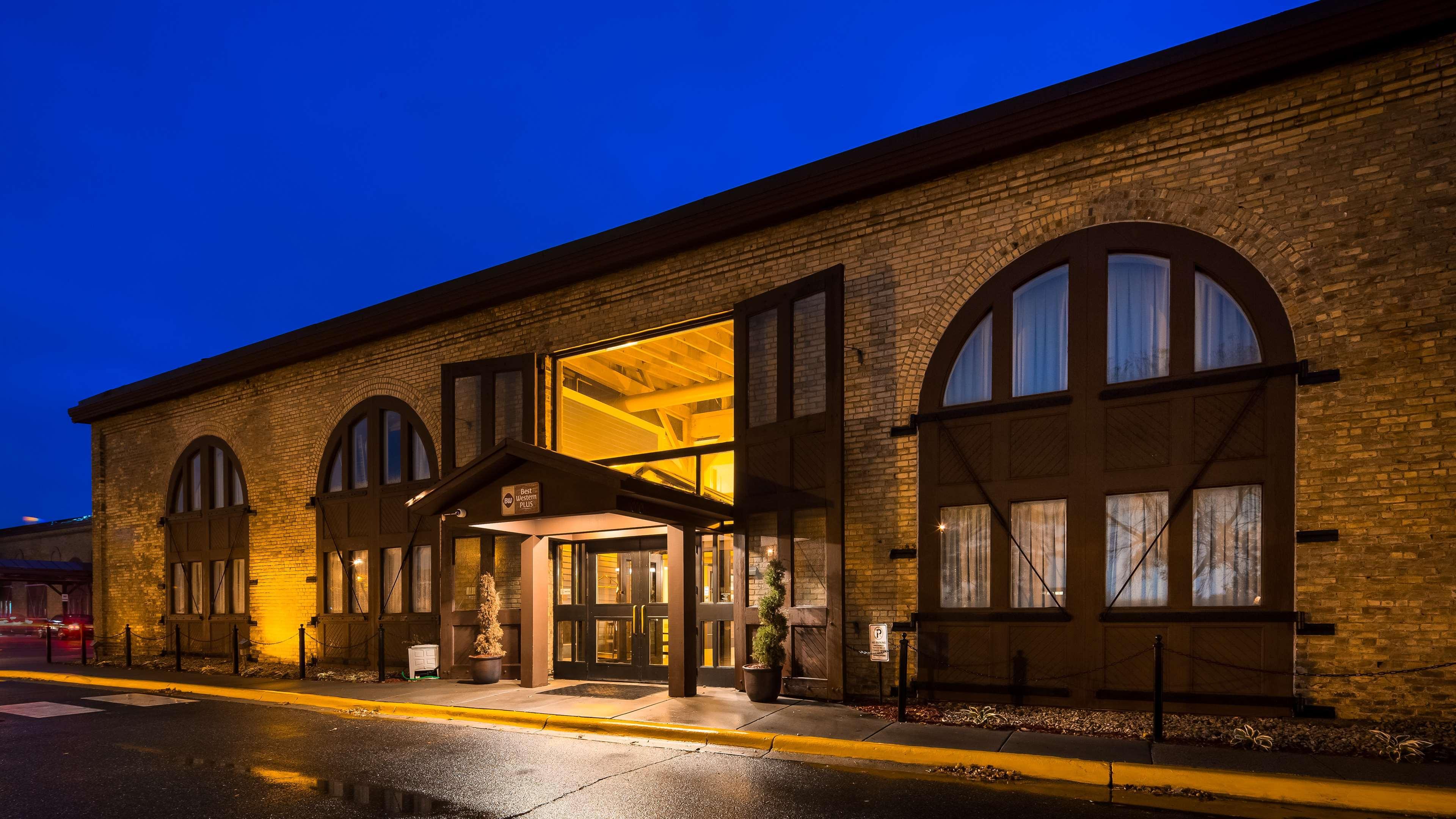 Best Western Plus Como Park Hotel Сент-Пол Экстерьер фото